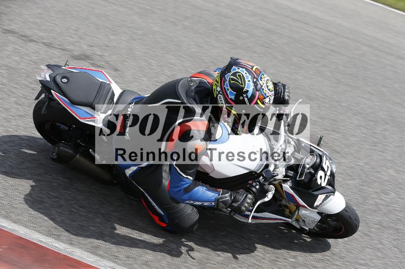 /Archiv-2024/29 12.06.2024 MOTO.CH Track Day ADR/Gruppe rot/25